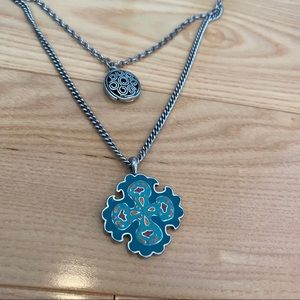 Lucky brand pendant necklace